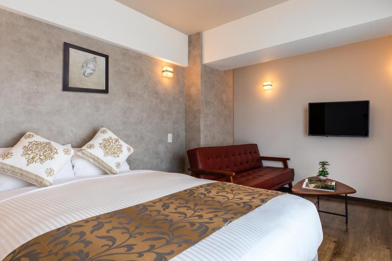 Mr Kinjo 万座ビーチ前 Apart otel Onna Dış mekan fotoğraf